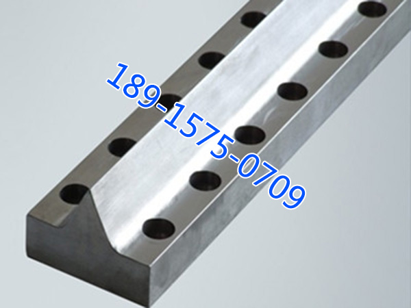 孝感熔（róng）噴布模具 | 專業製造各種型號熔噴布模具